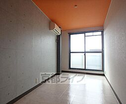 近鉄京都線 興戸駅 徒歩7分の賃貸アパート 3階1DKのリビング/ダイニング