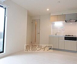 京阪京津線 四宮駅 徒歩3分の賃貸アパート 1階1LDKのリビング/ダイニング