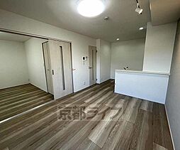 JR片町線(学研都市線) 津田駅 徒歩8分の賃貸アパート 2階1LDKのリビング/ダイニング