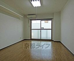 メゾン・グローリー 4-D 4階1Kのリビング/ダイニング