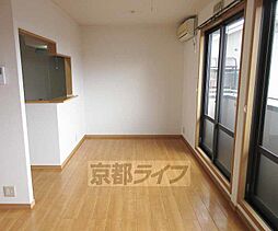 京都地下鉄東西線 御陵駅 徒歩6分の賃貸アパート 2階1LDKのリビング/ダイニング