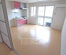 シューペリア 102 1階1LDKのリビング/ダイニング