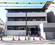 丹波口駅より徒歩6分 3階 築2年2ヶ月の賃貸物件