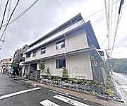 丸太町駅より徒歩5分 3階 築1年10ヶ月の賃貸物件