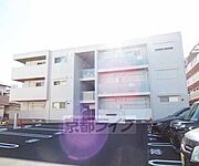 城陽駅より徒歩7分 2階 築2年7ヶ月の賃貸物件