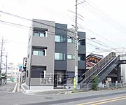 淀駅より徒歩6分 3階 築1年9ヶ月の賃貸物件