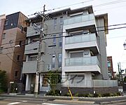 北山駅より徒歩6分 3階 築3年11ヶ月の賃貸物件