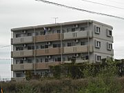 宮崎駅より徒歩31分 4階 築17年の賃貸物件