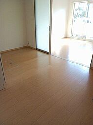 サザン・ガーデン「さくら」Ｂ 103 1階2DKのリビング/ダイニング