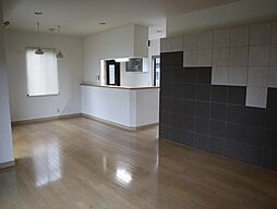 生目台西貸家 1 1階4LDKのリビング/ダイニング