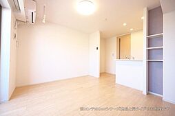 イーストブルー　Ｉ 202 2階1LDKのリビング/ダイニング