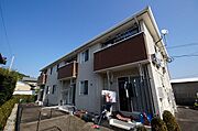 宮崎駅よりバス45分 徒歩3分 築16年8ヶ月 2階建の賃貸物件
