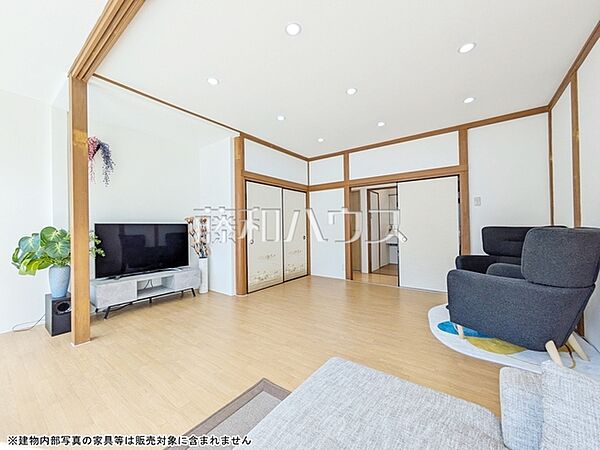 居室　【八王子市散田町3丁目】