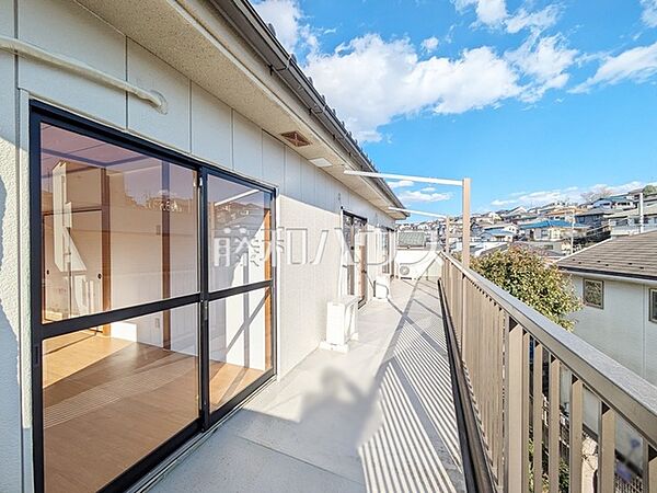 バルコニー　【八王子市散田町3丁目】