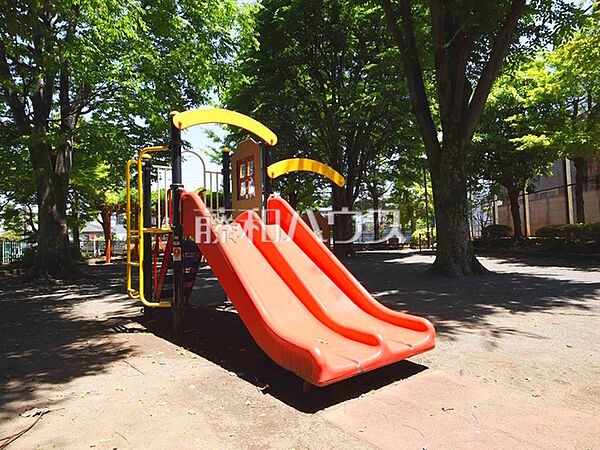 大沢四丁目児童遊園 (1130m)