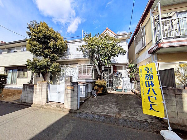 ≪現地外観≫周辺は落ち着いた雰囲気の住宅地です。小さなお子様がいるご家庭も安心です。　【府中市本宿町4丁目】