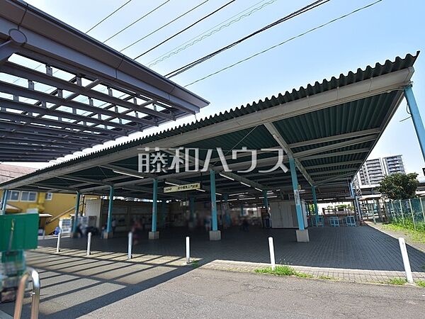 府中競馬正門前駅 (1230m)