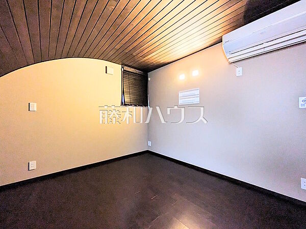 居室　【調布市布田5丁目】