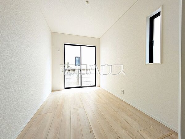 居室　【西東京市谷戸町1丁目】