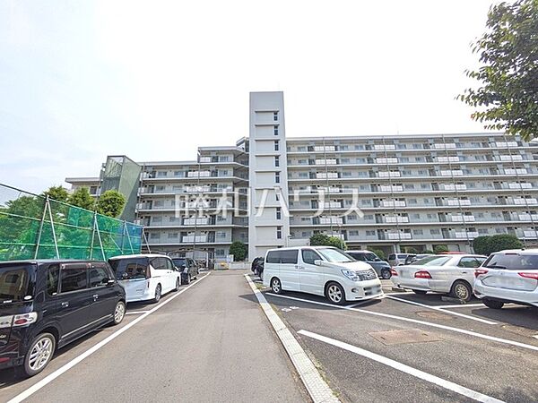 駐車場　【東大和グリーンタウン3号棟】