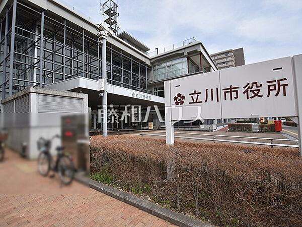 立川市役所 (1730m)