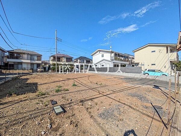 現場風景【武蔵村山市大南2丁目】 建物のプレゼンをさせていただきますので、実際の完成イメージを思い描いていただくことができます。お気軽にお問合せ下さい。