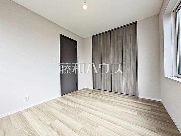 居室　【日野市万願寺2丁目】