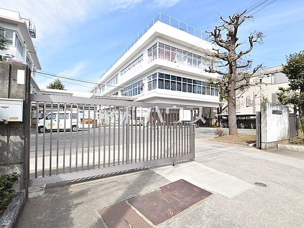 立川市立立川第一中学校 (630m)