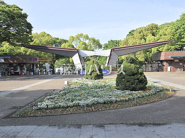 国営昭和記念公園(立川口ゲート) (1560m)