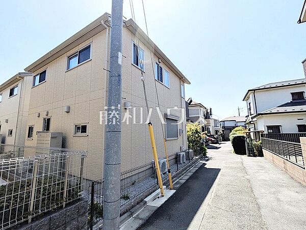 接道状況および現場風景　【小金井市東町1丁目】 物件の事、諸費用の事など、小さな疑問もお気軽にご連絡・ご相談下さい。