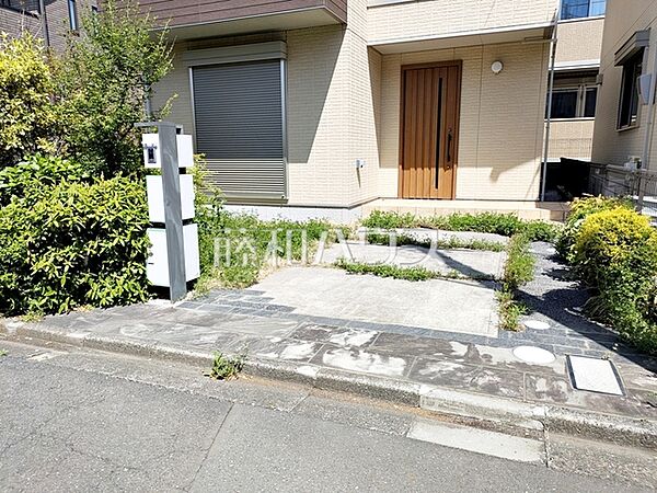カースペース　【小金井市東町1丁目】周辺環境はもちろん、日当たりや設備仕様など、実際に行ってみないと分からないことも多くございます。ご案内いたしますので、お気軽にお問い合わせください。　
