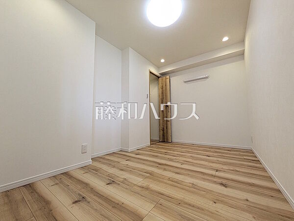居室　【調布ホームズ】