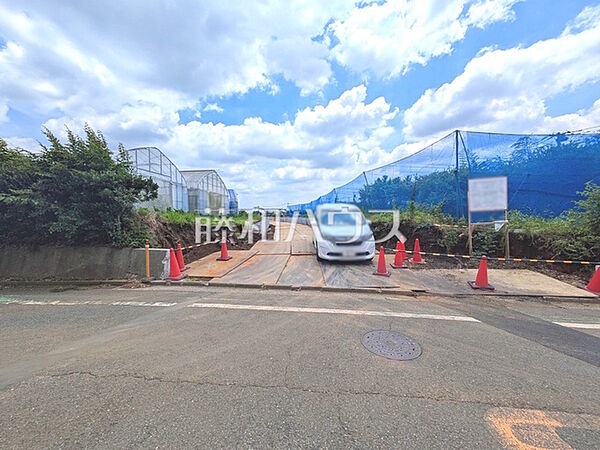 接道状況および現場風景　【東村山市恩多町1丁目】
