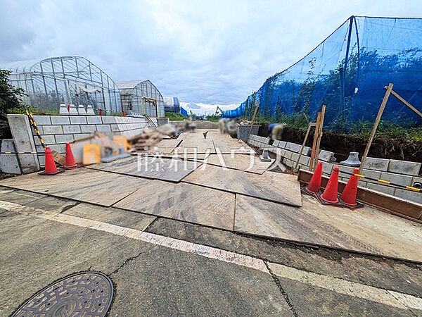 接道状況および現場風景　【東村山市恩多町1丁目】