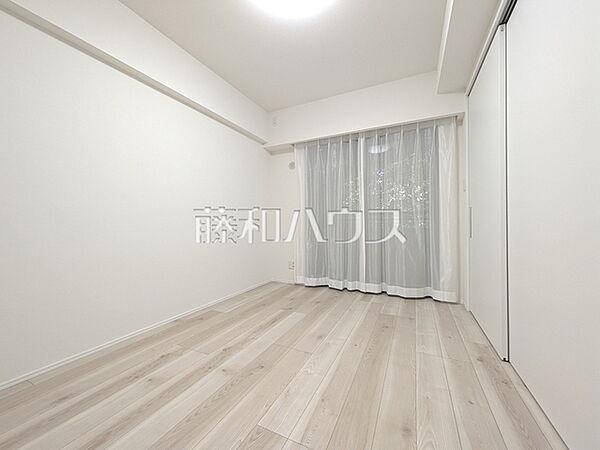居室　【ベルジュール三鷹】部屋の雰囲気や広さ・眺望・間取りの使い勝手など、是非一度、ご自身の目で確かめてみてください。　