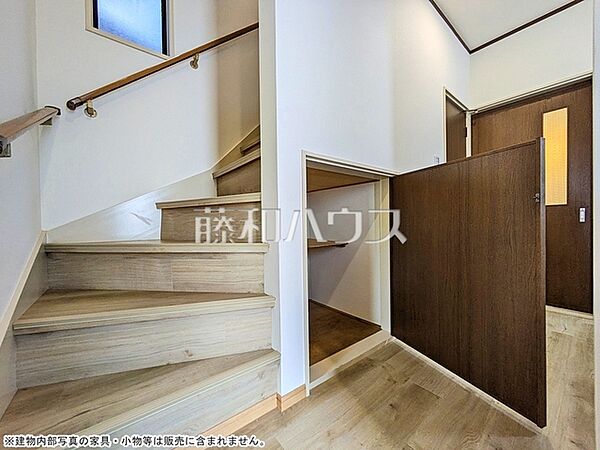 階段　【富士見市水谷東3丁目】