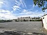 周辺：小平市立小平第十一小学校 (680m)