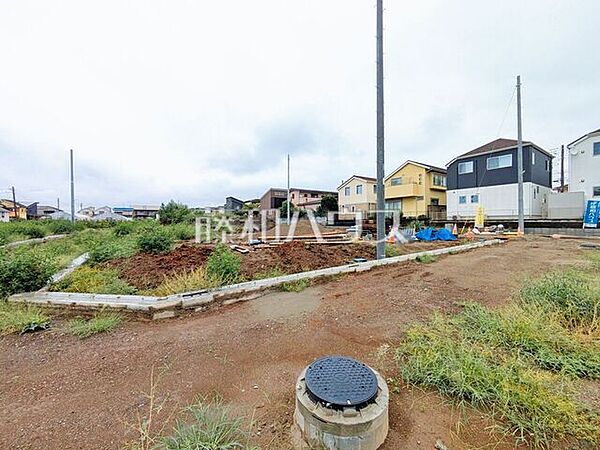現場風景　【小平市花小金井3丁目】 周辺環境はもちろん、日当たりや設備仕様など、実際に行ってみないと分からないことも多くございます。営業担当がご案内いたしますので、お気軽にお問い合わせください。