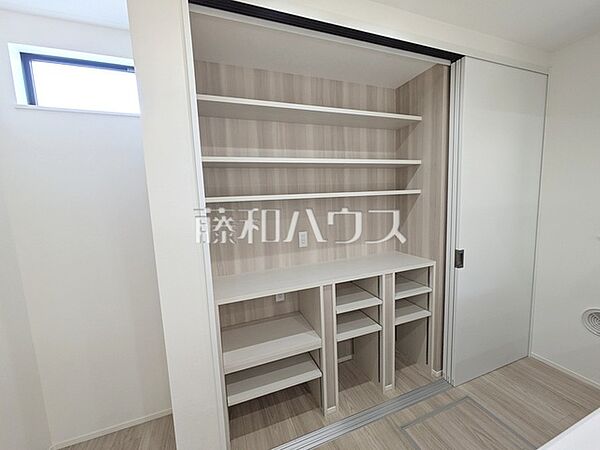 収納