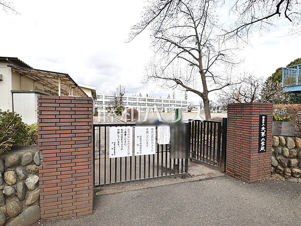 昭島市立光華小学校 (580m)