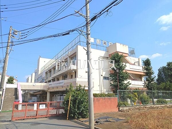 三鷹市立第六中学校 (1530m)