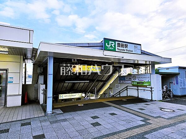 JR中央線　豊田駅 (1520m)