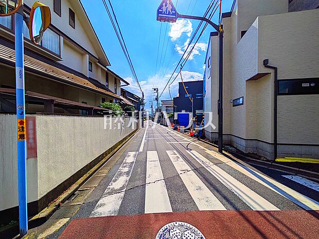 接道状況および現場風景 【杉並区宮前1丁目】