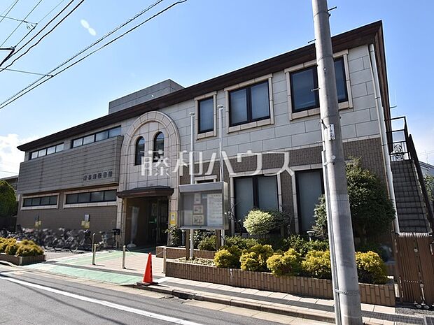 南荻窪図書館 (910m)