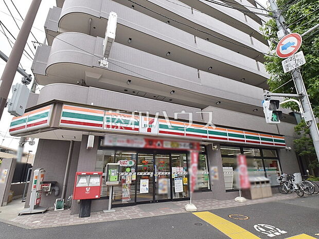 セブン-イレブン 杉並高井戸西店 (670m)