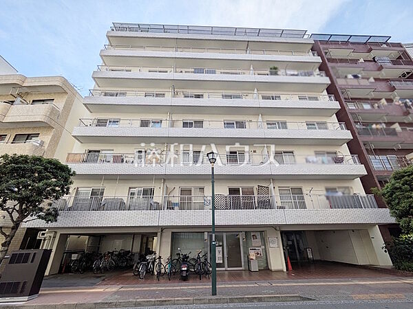 外観　【中銀三鷹マンシオン】三鷹駅徒歩10分圏内のリフォーム済みのマンションです。ご見学のご依頼お待ちしております。