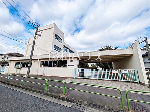 武蔵丘小学校 (670m)