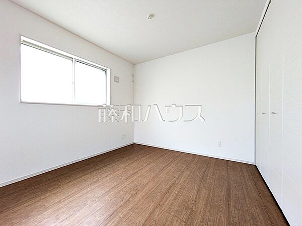 居室　【新座市栄2丁目】