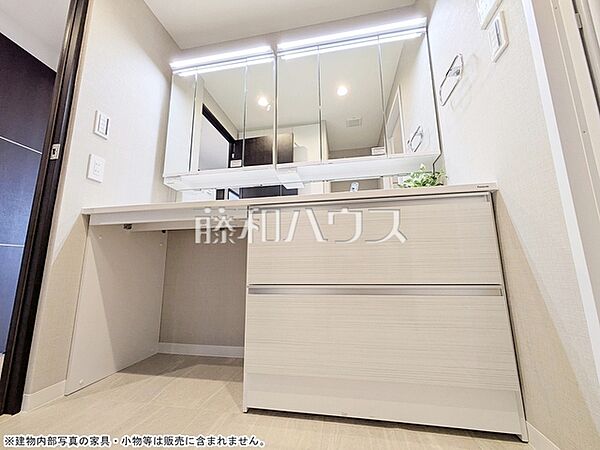 洗面室　【セルテシティオ世田谷烏山】