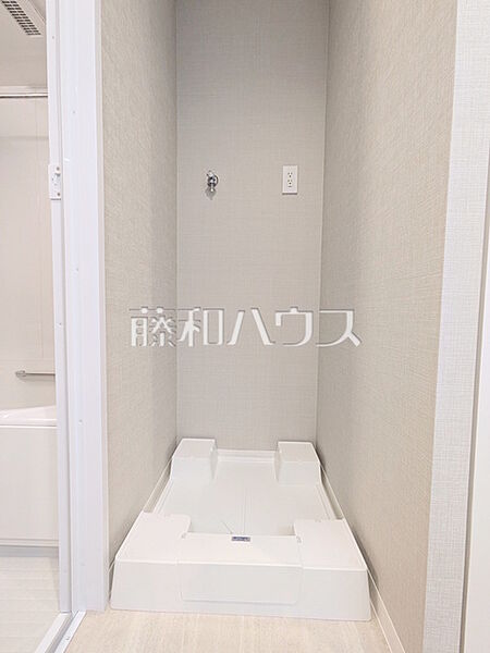 洗濯機置き場　【セルテシティオ世田谷烏山】